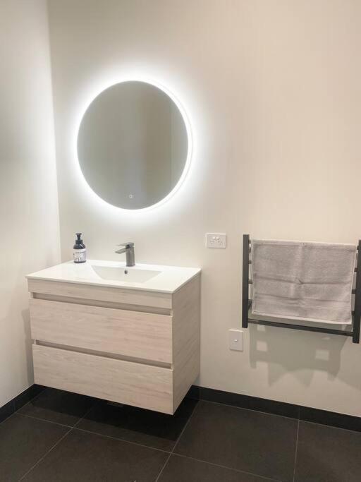 Luxe Loft - Inner - Napier